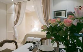 Quartier Latin Apartments